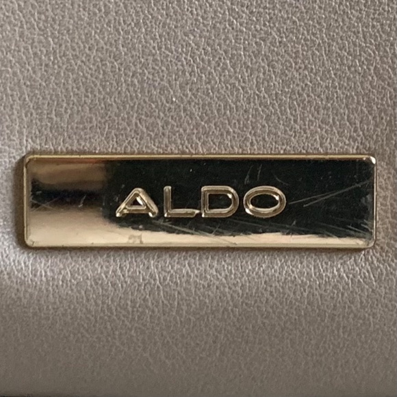 Aldo Taupe and Gold Hardware Large Tote Work Office Bag Purse (GUC) - Picture 13 of 16